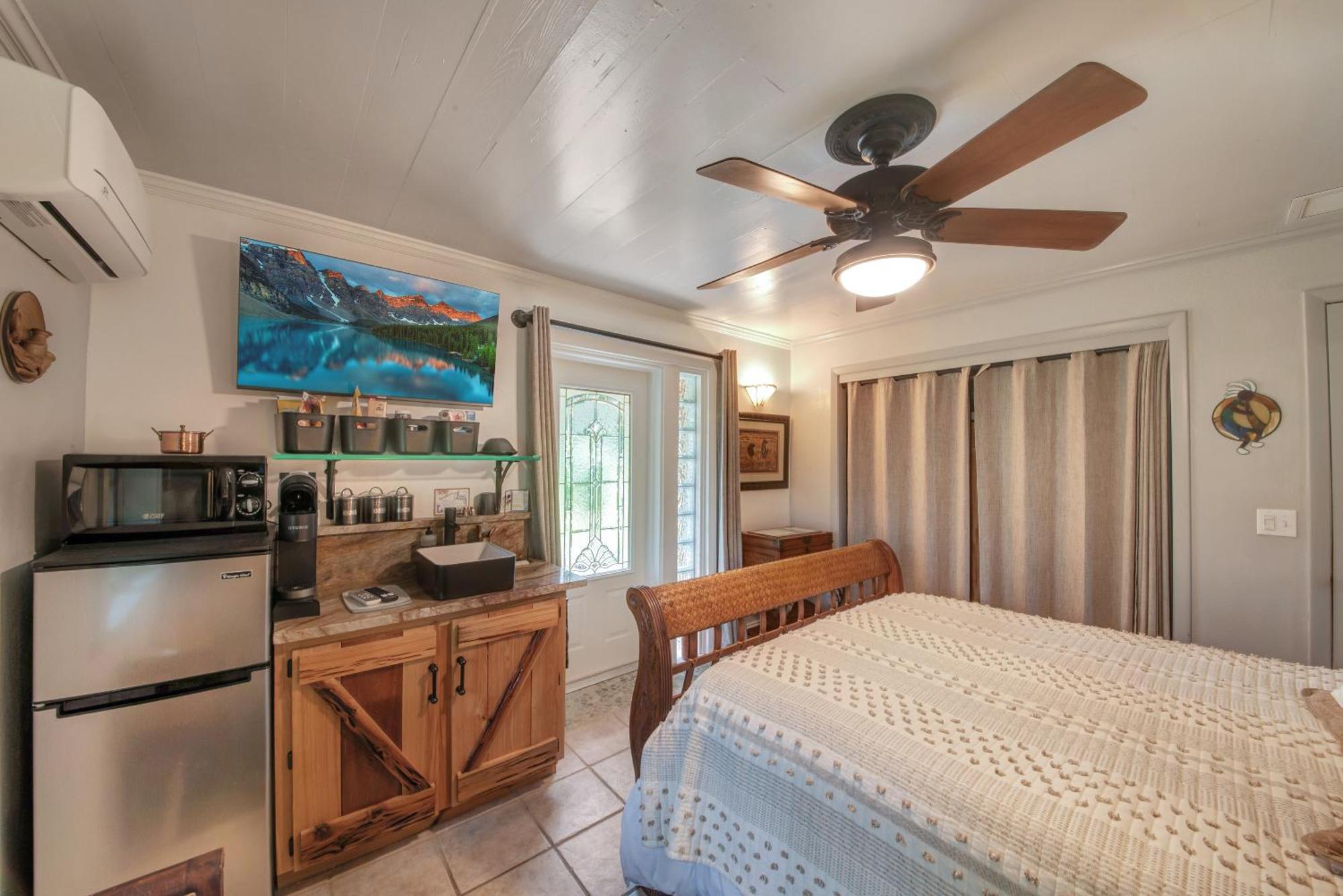 La Quiete Cove For One Bed & Breakfast เลกเวิร์ท ภายนอก รูปภาพ